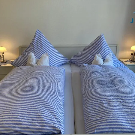 Haus Augusta 162 - Ferienwohnung 2 Apartamento *